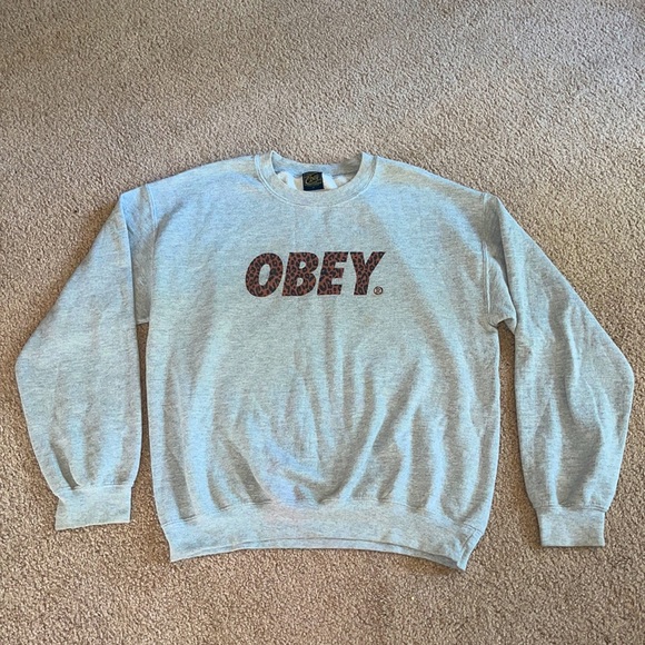 Obey Sweatshirt Crewneck Leopard Print size Medium - Picture 1 of 3